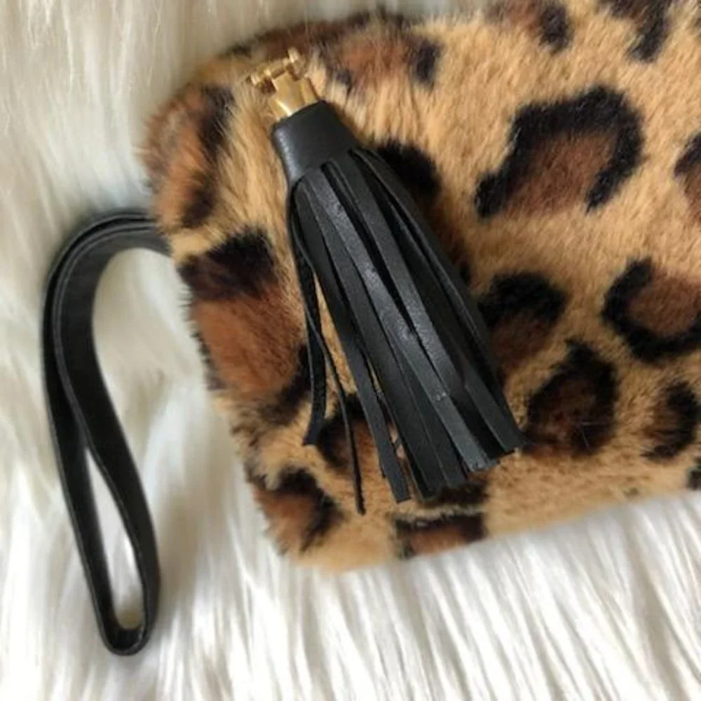 Surell Luxury Faux Fur Text Mittens & Phone Wristlet